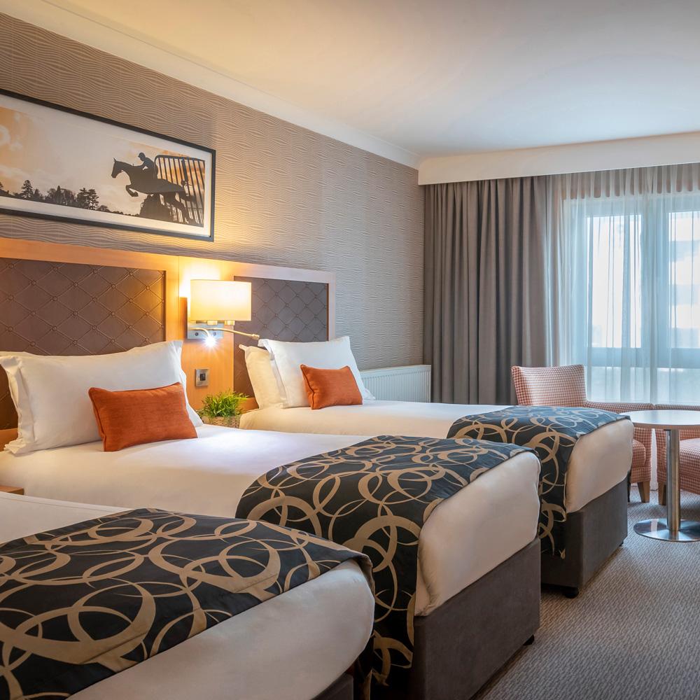 Coolock Clayton Hotel Dublin Airport מראה חיצוני תמונה A room at the Dublin International Hotel