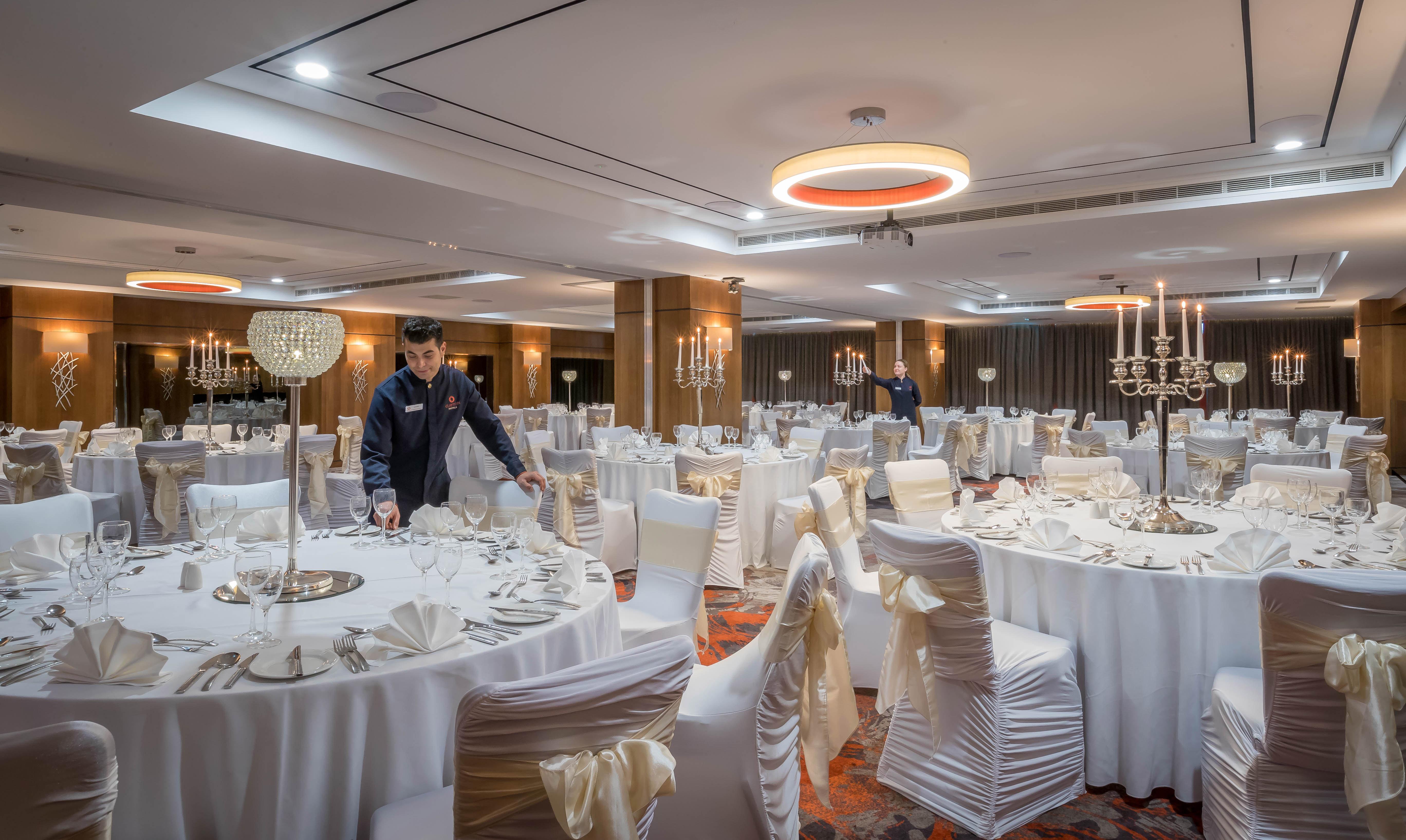 Coolock Clayton Hotel Dublin Airport מראה חיצוני תמונה The function hall of the hotel
