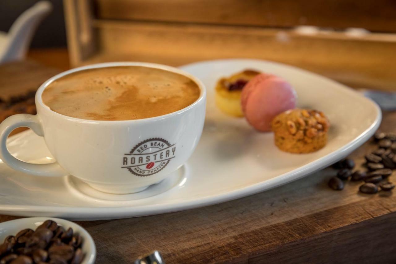 Coolock Clayton Hotel Dublin Airport מראה חיצוני תמונה Red Bean Roastery